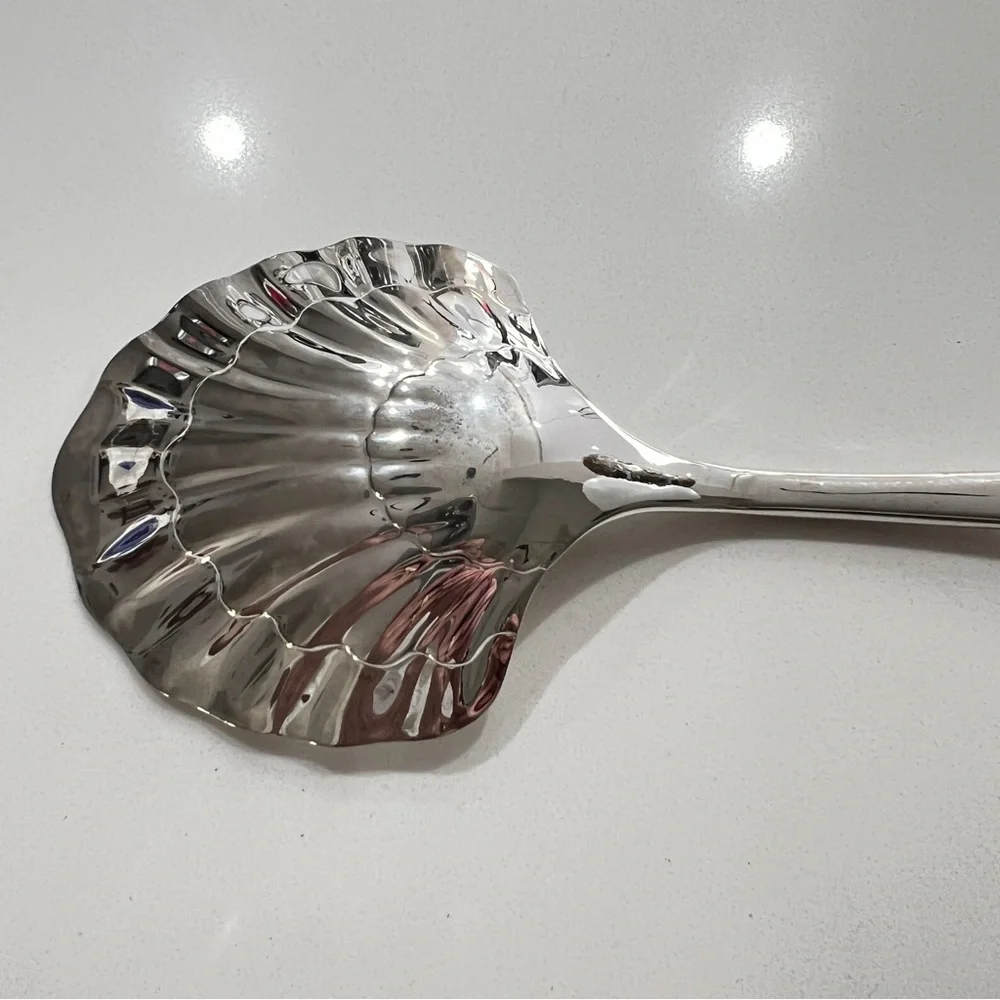 Silver-plated Berry Shell Serving Spoon